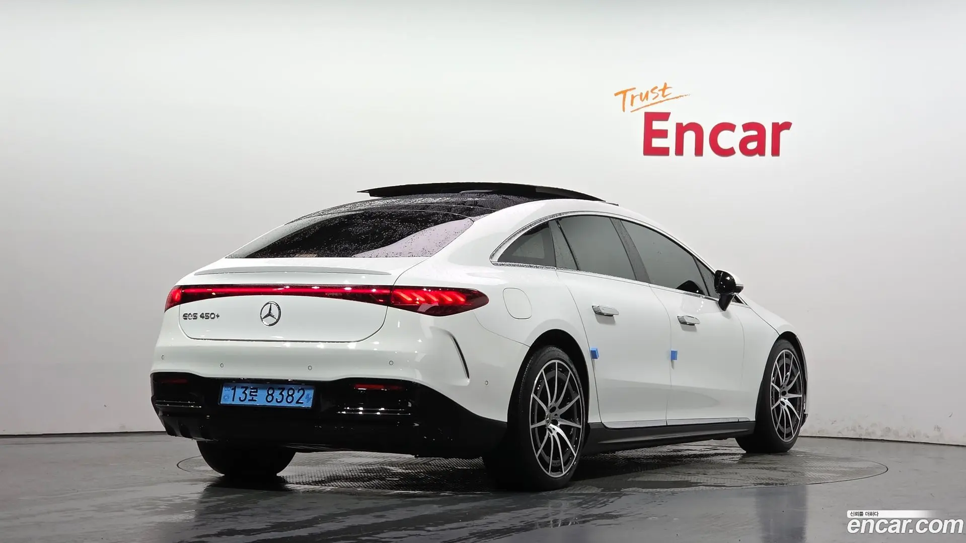 Main__Slider__Photo:EQS Mercedes-Benz 2022.7-1