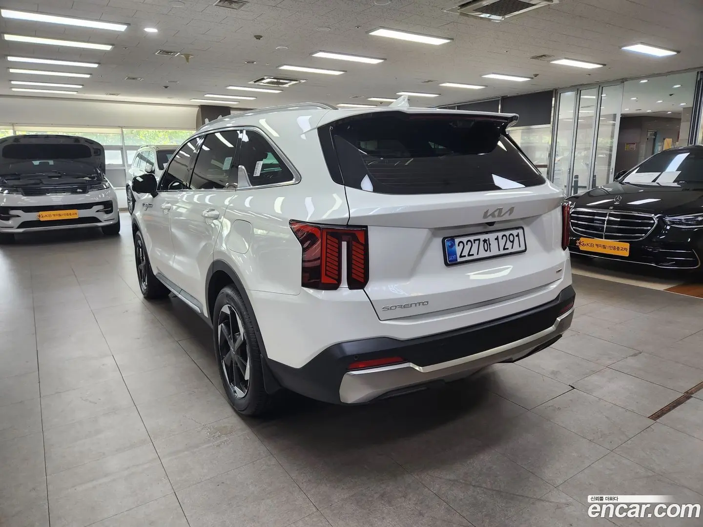 Main__Slider__Photo:Sorento Kia 2025.7-1
