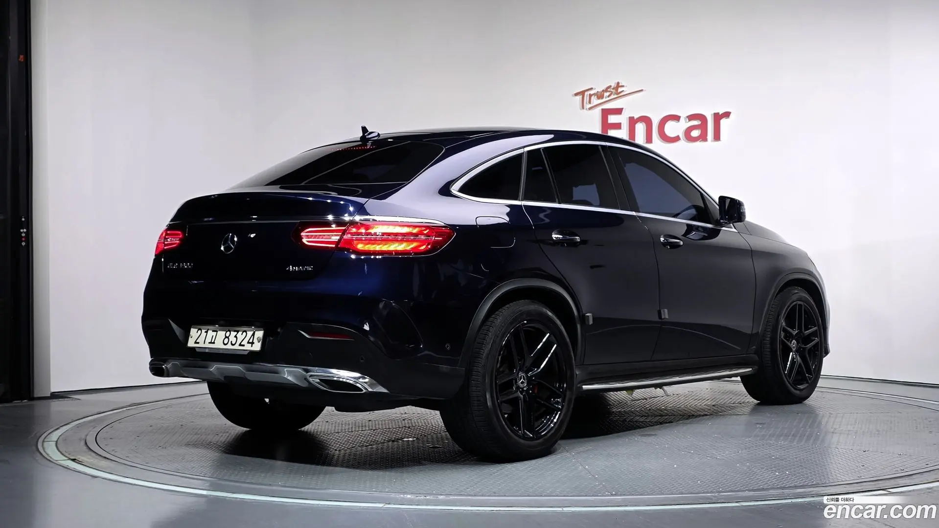 Main__Slider__Photo:GLE-Class Mercedes-Benz 2017.5-1