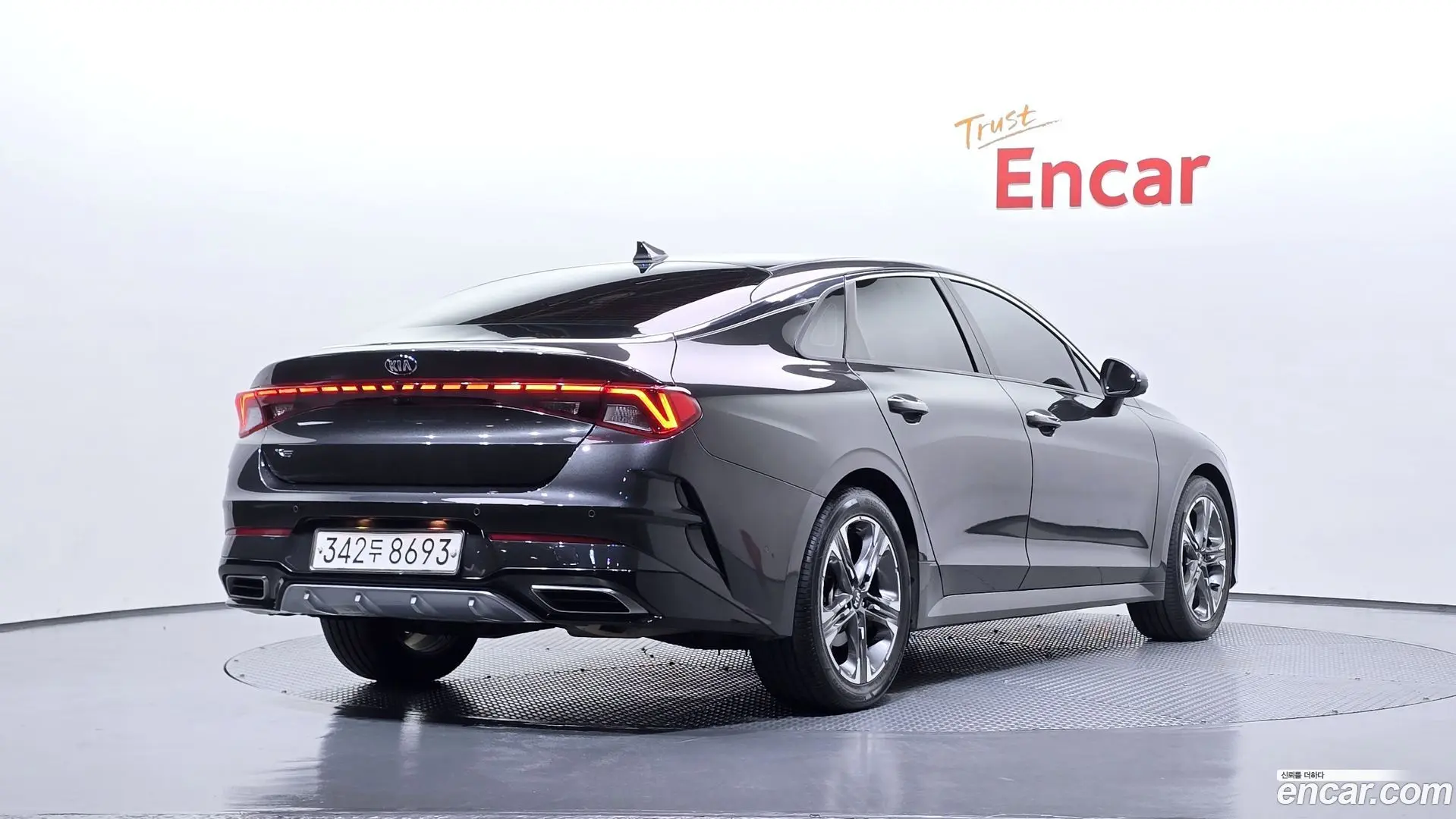 Main__Slider__Photo:K5 Kia 2021.3-1