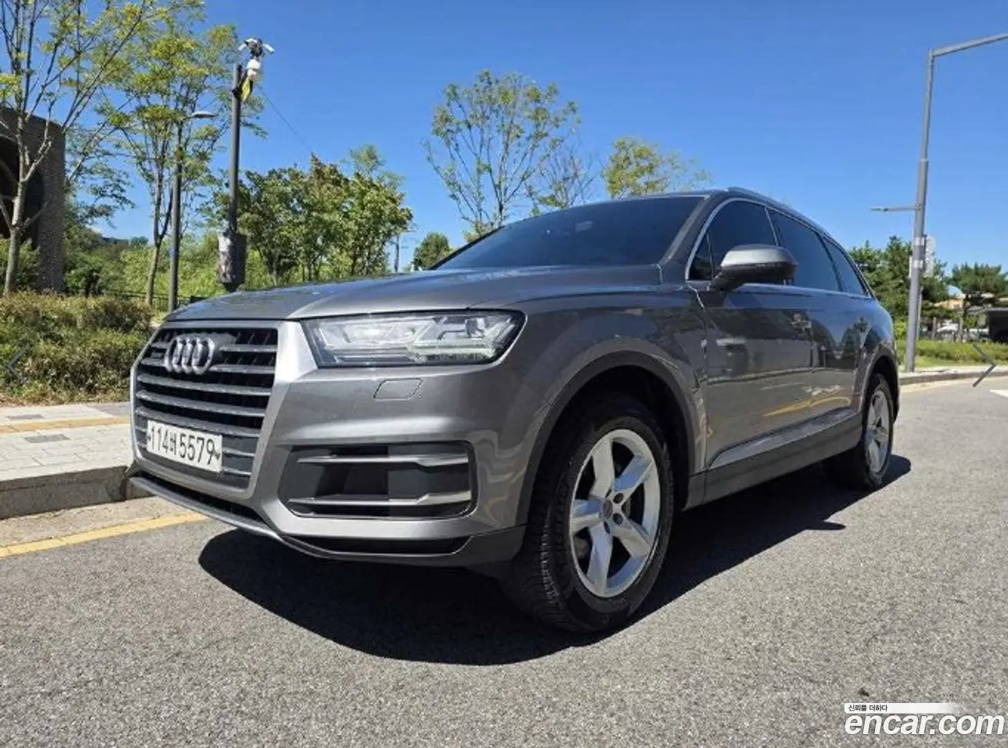 Main__Slider__Photo:Q7 Audi 2016.10-1