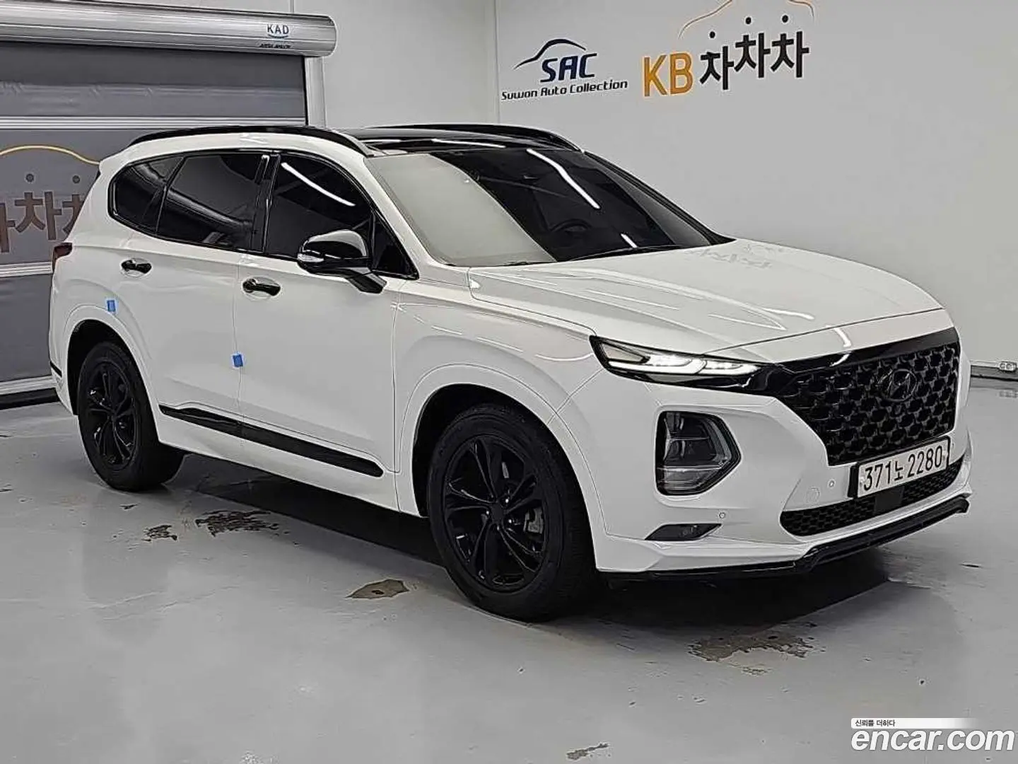 Main__Slider__Photo:Santafe Hyundai 2019.8-1