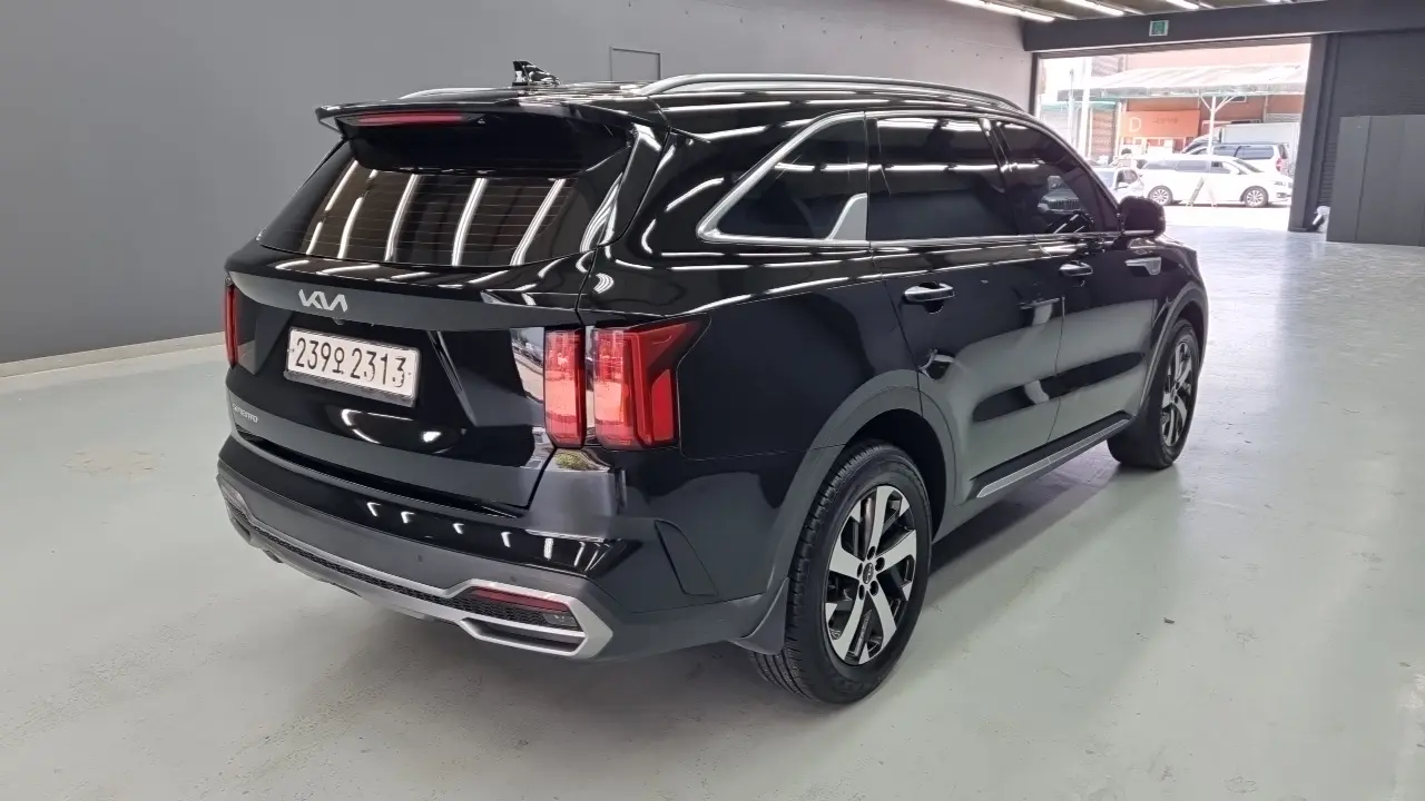 Main__Slider__Photo:Sorento Kia 2023.1-1