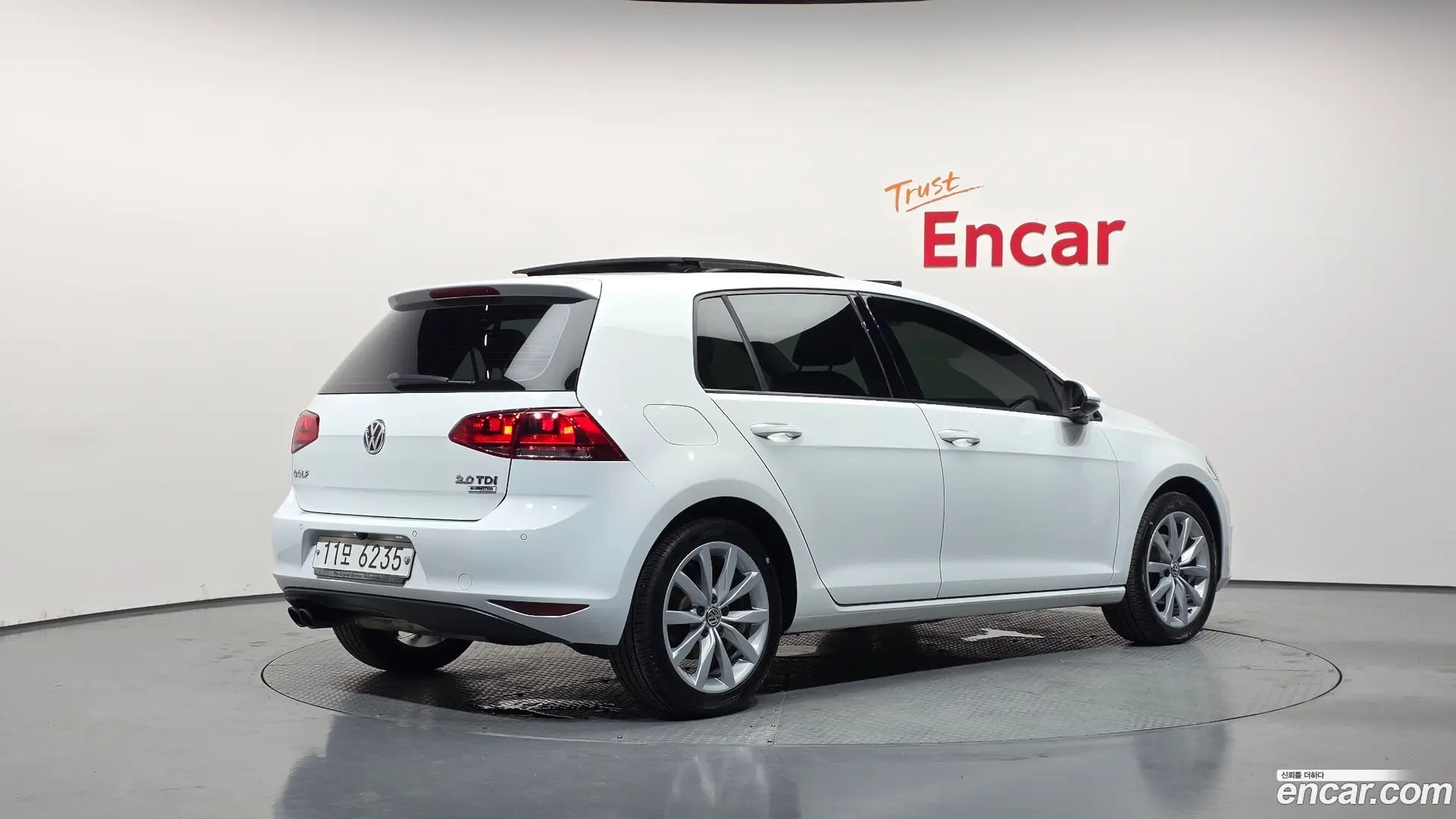 Main__Slider__Photo:Golf Volkswagen 2015.3-1