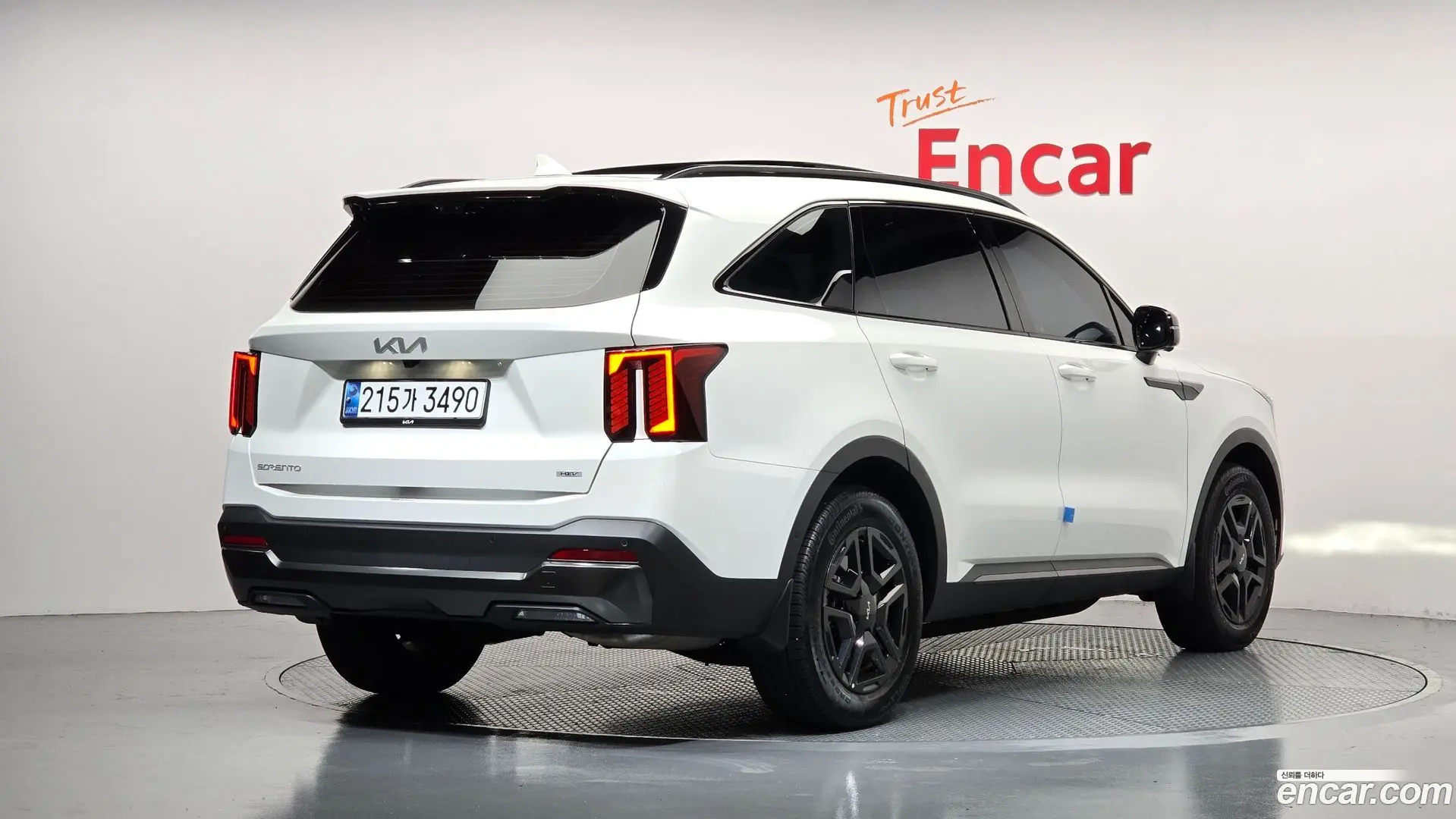 Main__Slider__Photo:Sorento Kia 2024.8-1