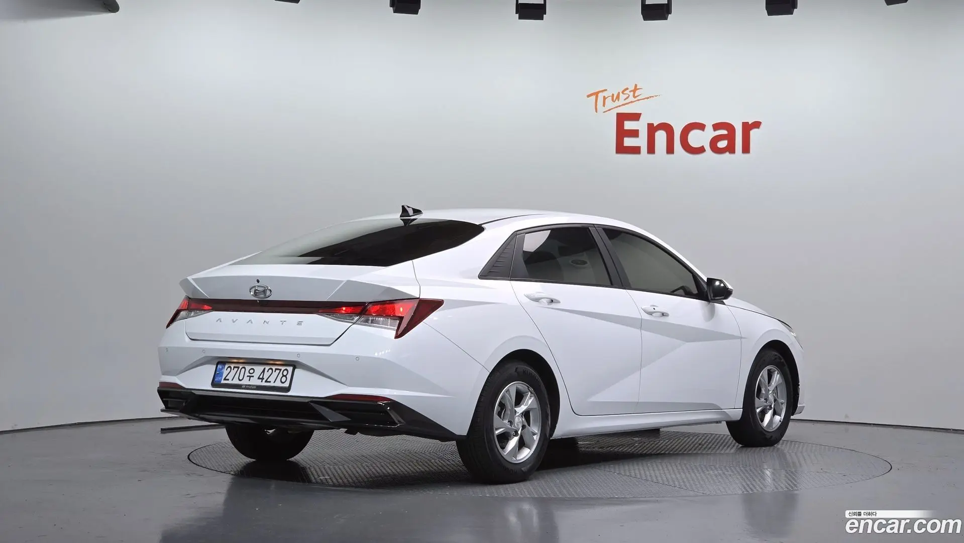 Main__Slider__Photo:AVANTE Hyundai 2021.0-1