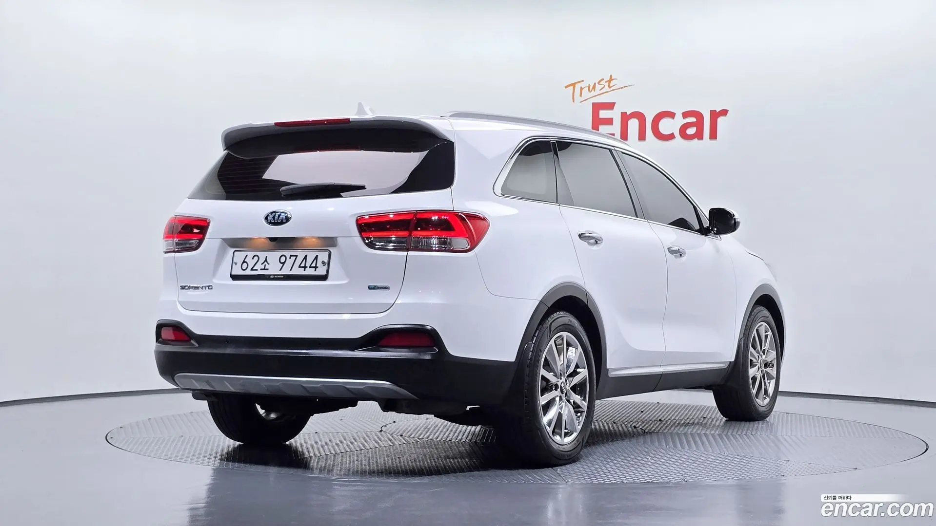 Main__Slider__Photo:Sorento Kia 2016.1-1