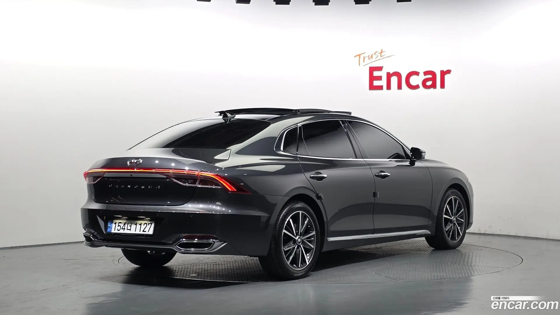 Main__Slider__Photo:Grandeur Hyundai 2020.9-1