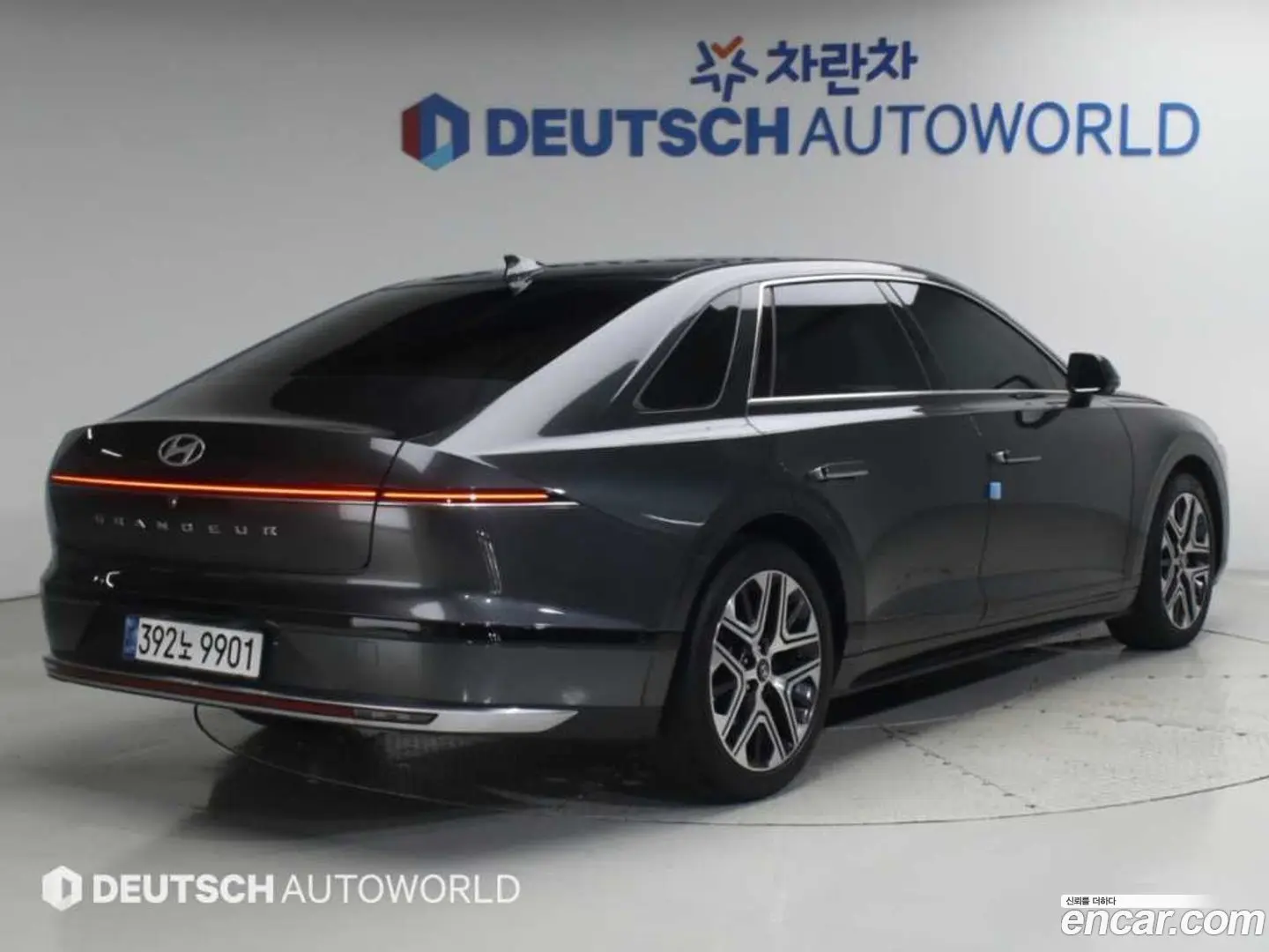 Main__Slider__Photo:Grandeur Hyundai 2025.1-1