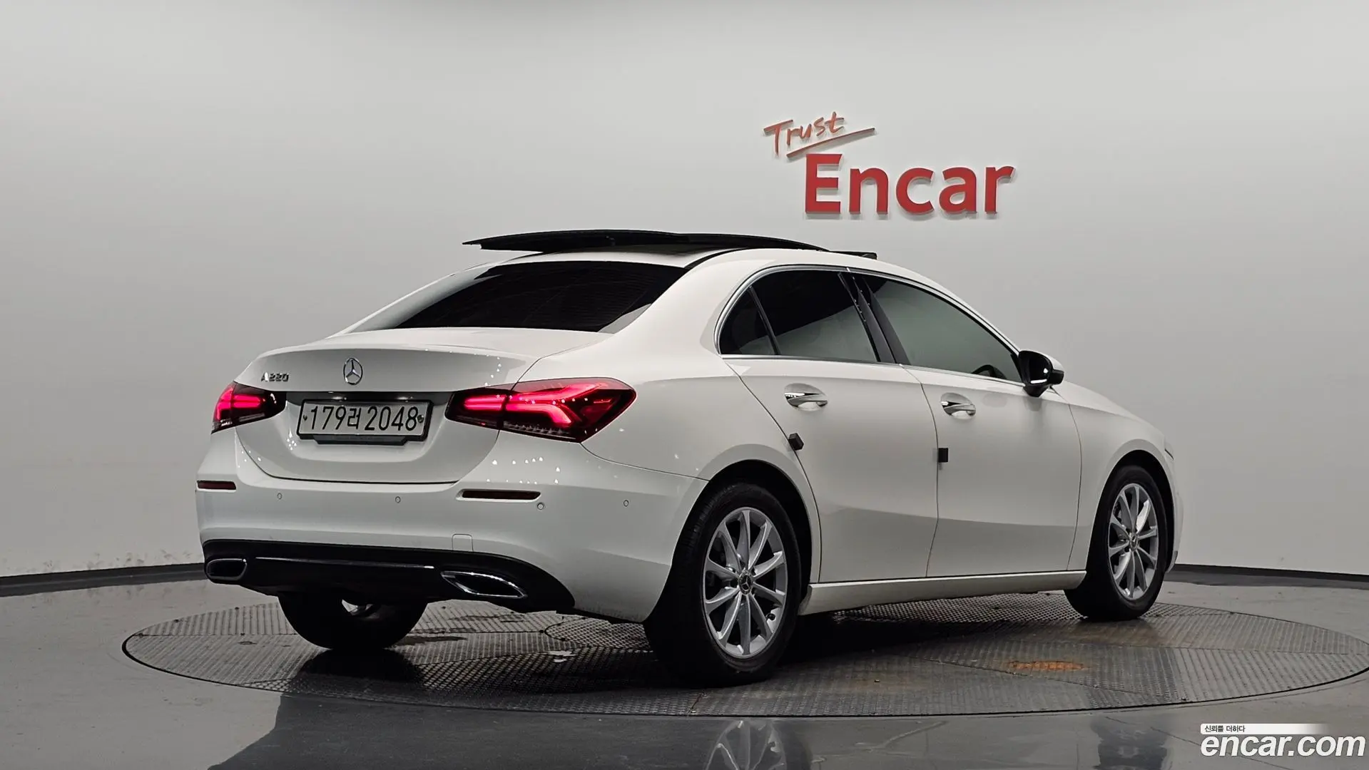 Main__Slider__Photo:A-Class Mercedes-Benz 2020.1-1