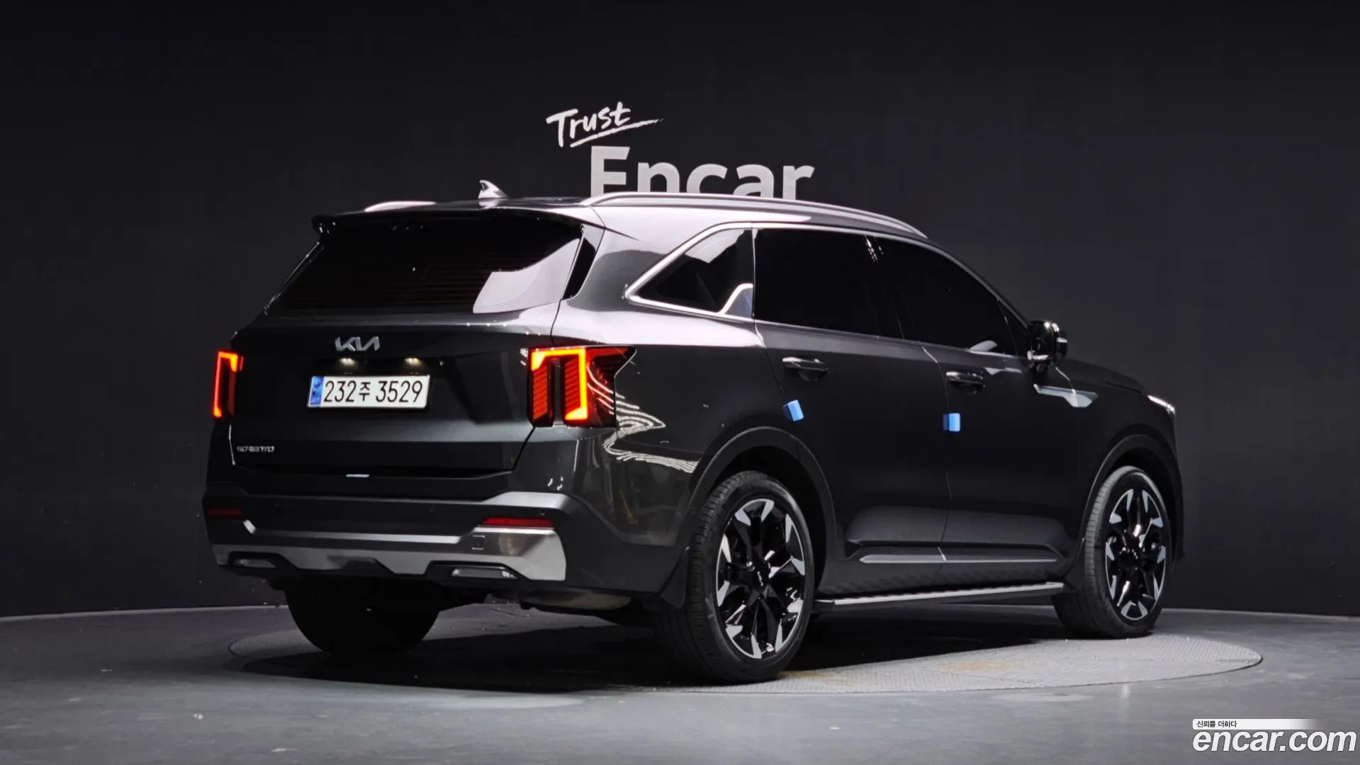Main__Slider__Photo:Sorento Kia 2023.8-1