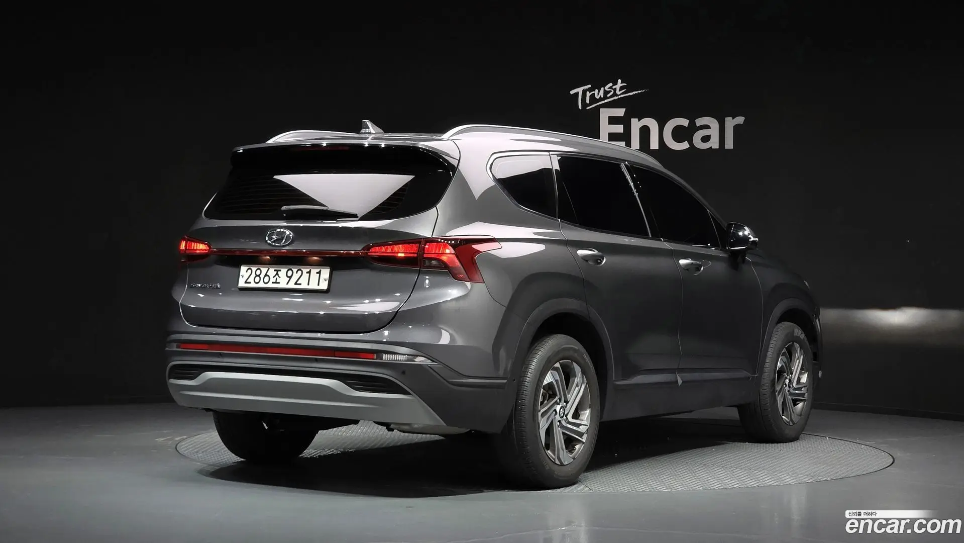 Main__Slider__Photo:Santafe Hyundai 2021.8-1