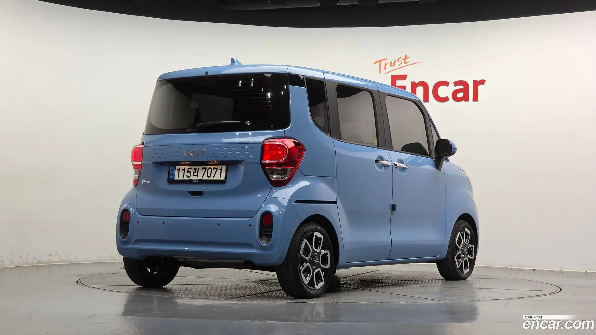 Main__Slider__Photo:RAY Kia 2021.11-1