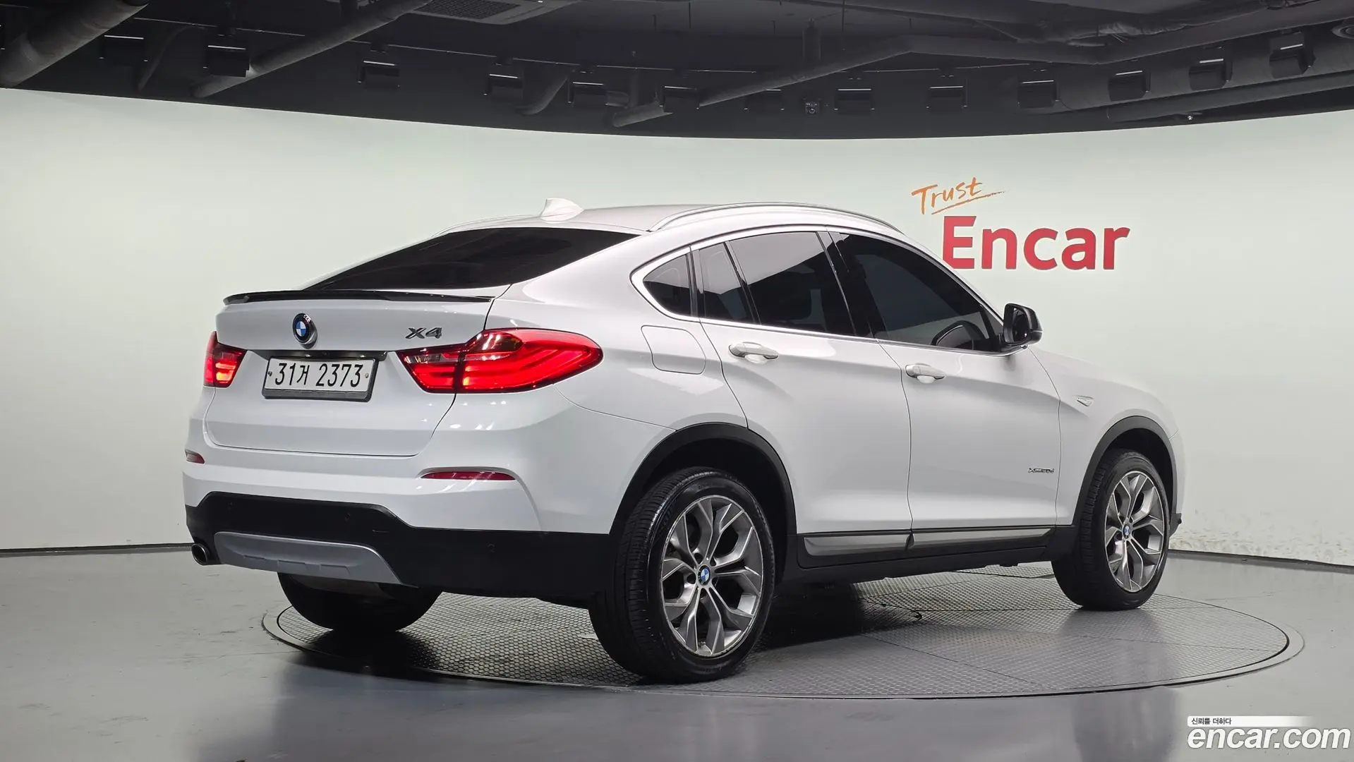 Main__Slider__Photo:X4 BMW 2017.2-1