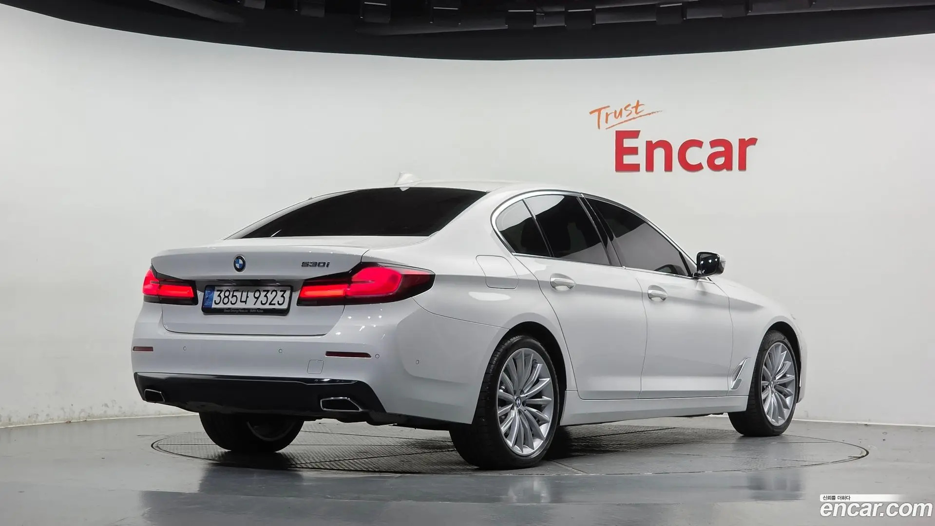 Main__Slider__Photo:5-Series BMW 2023.1-1