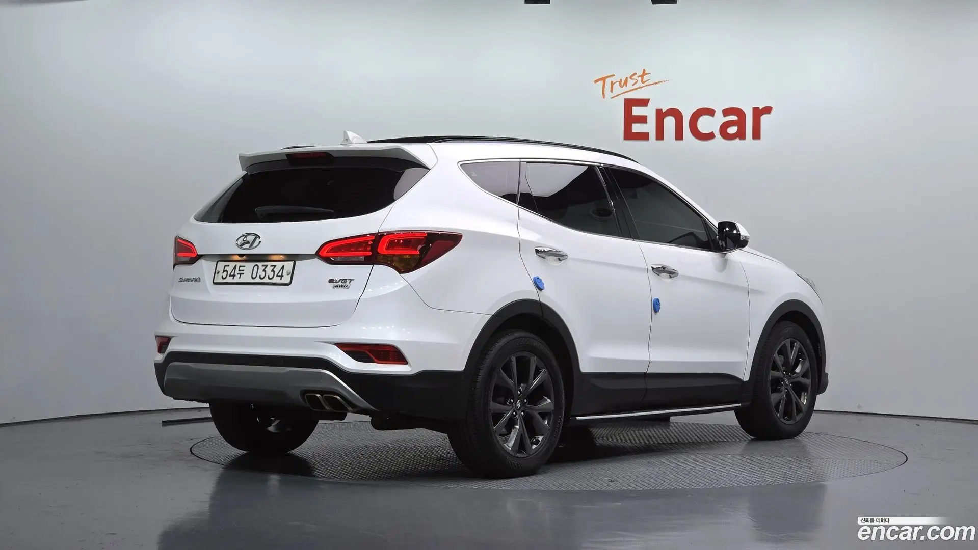 Main__Slider__Photo:Santafe Hyundai 2016.9-1
