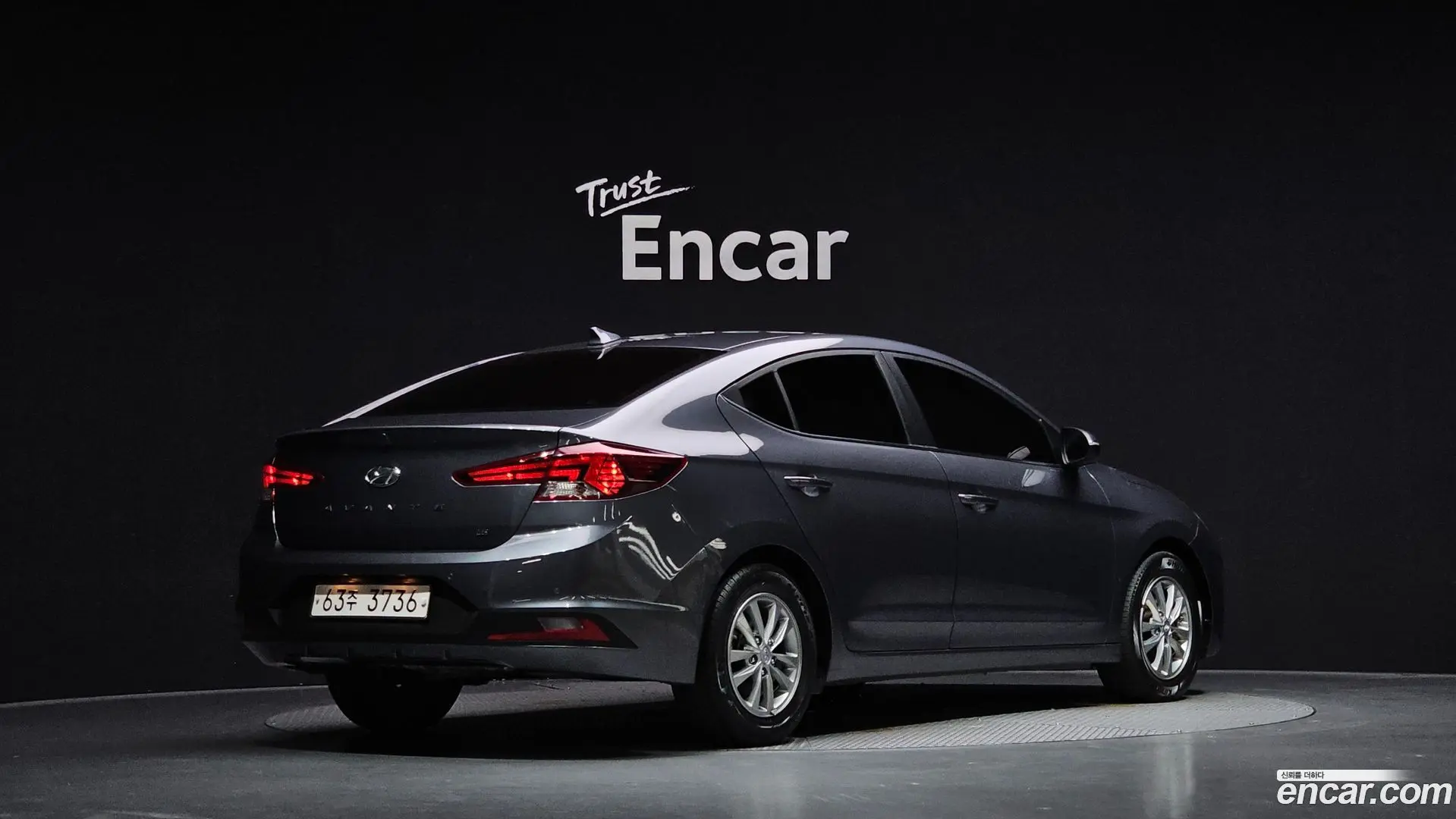 Main__Slider__Photo:AVANTE Hyundai 2019.5-1