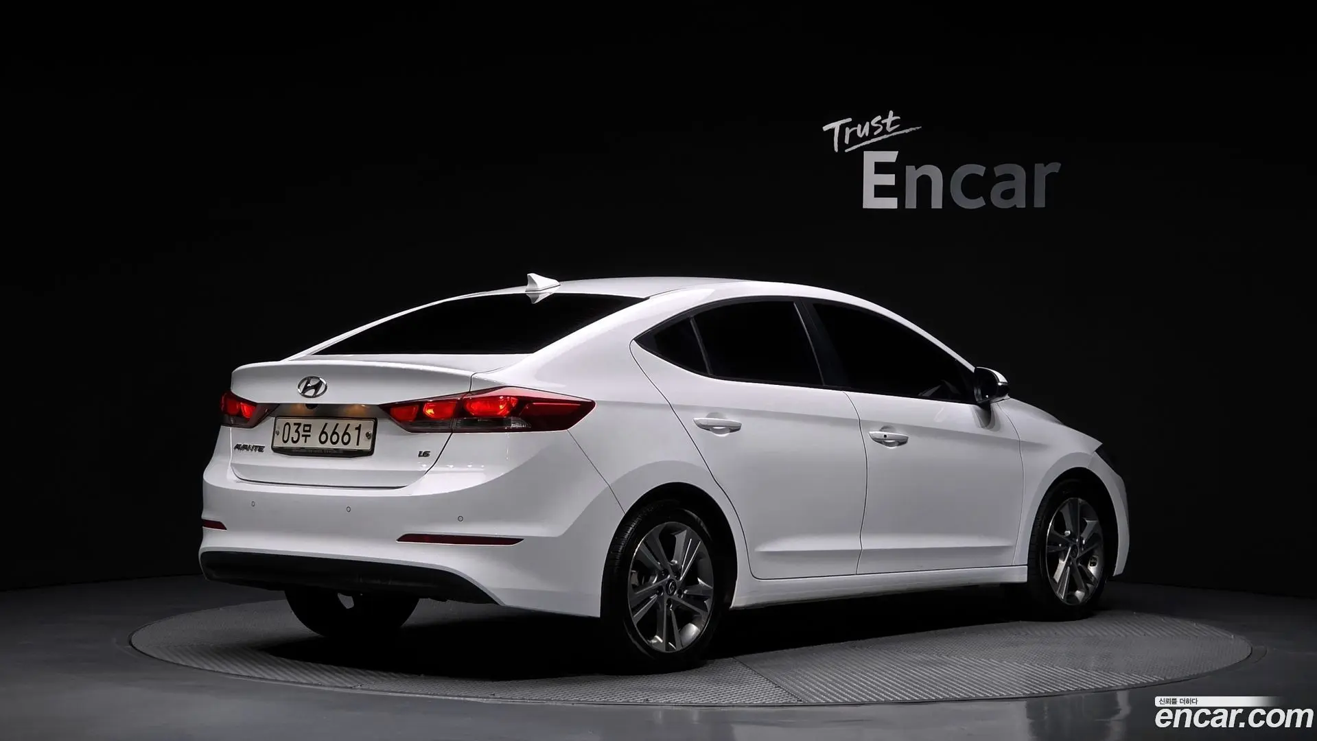 Main__Slider__Photo:AVANTE Hyundai 2018.7-1