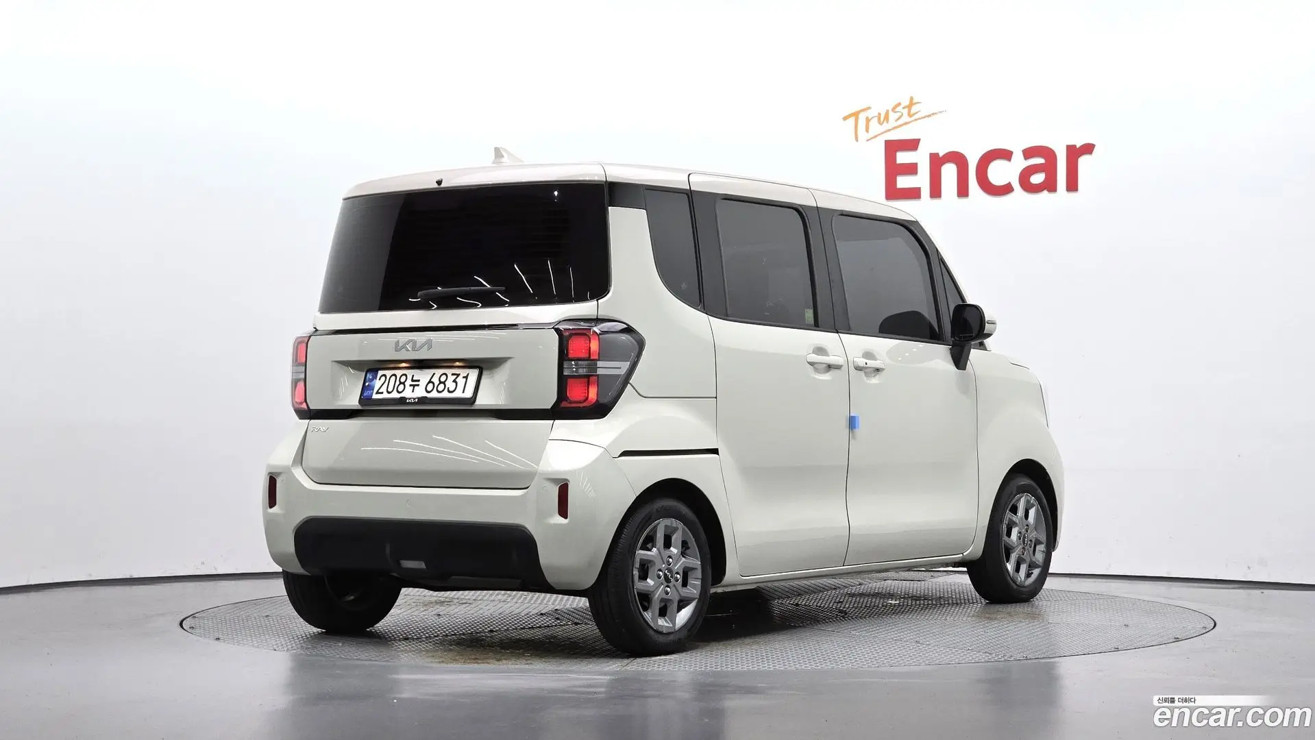 Main__Slider__Photo:RAY Kia 2023.0-1