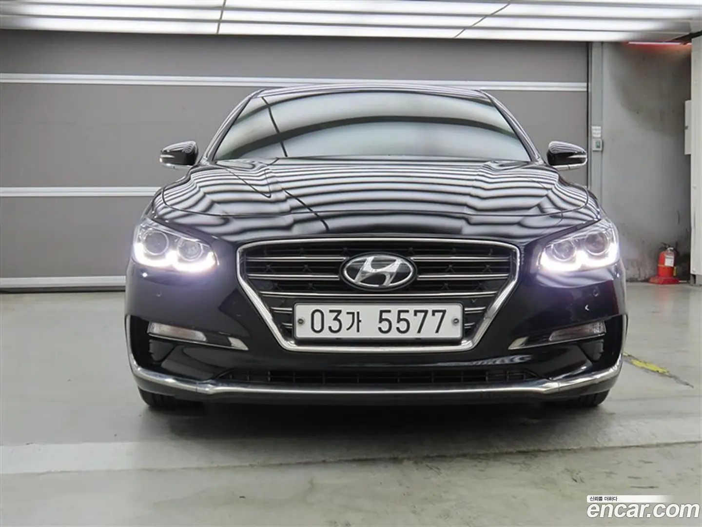 Main__Slider__Photo:Grandeur Hyundai 2017.6-1