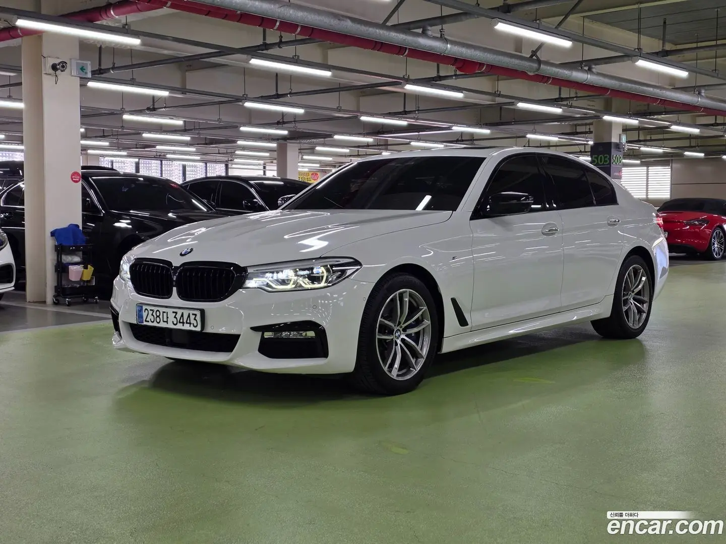 Main__Slider__Photo:5-Series BMW 2017.5-1