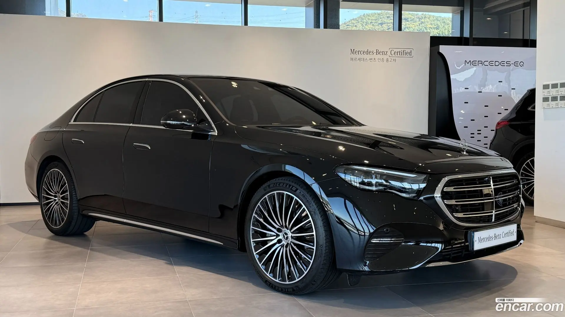 Main__Slider__Photo:E-Class Mercedes-Benz 2026.2-1