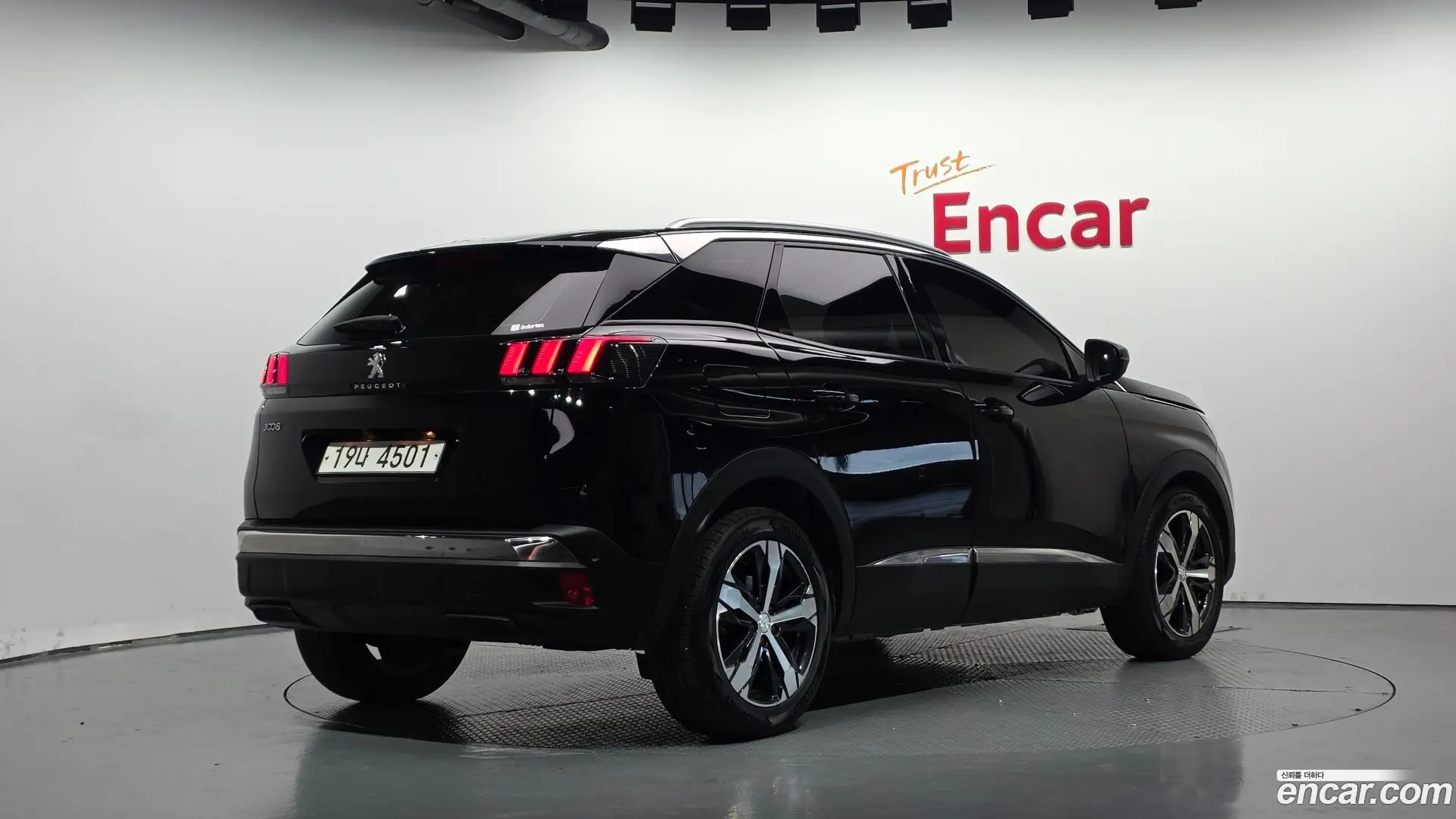 Main__Slider__Photo:3008 Peugeot 2019.3-1