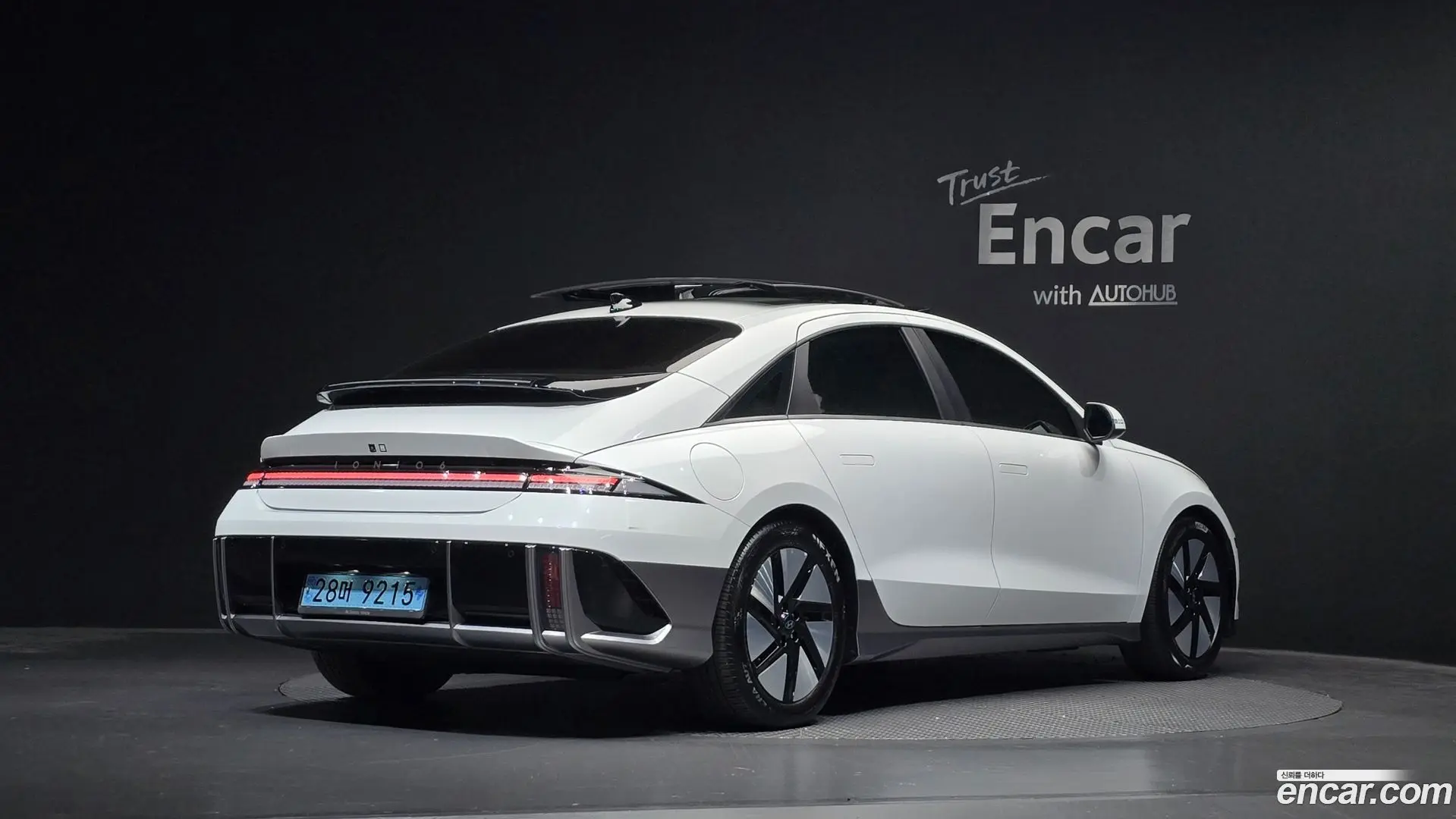 Main__Slider__Photo:Ioniq6 Hyundai 2022.11-1