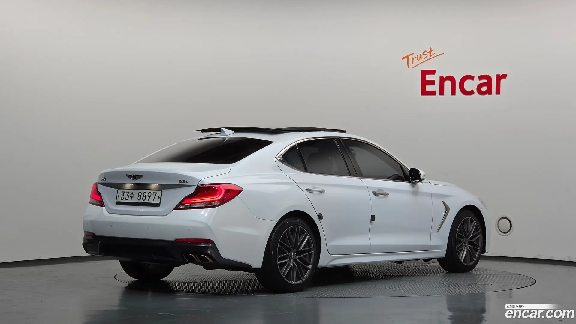 Main__Slider__Photo:G70 Genesis 2018.3-1