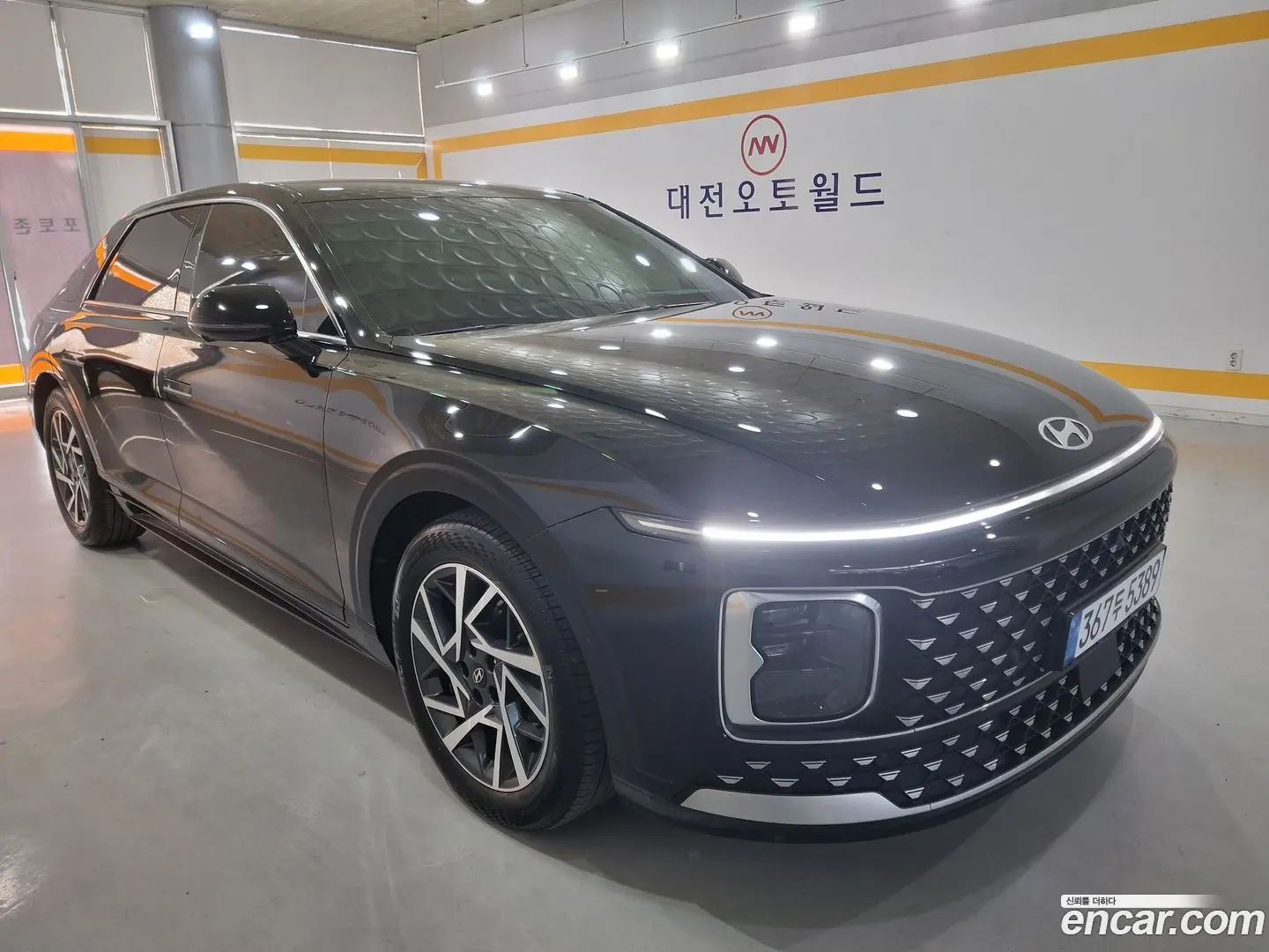 Main__Slider__Photo:Grandeur Hyundai 2023.1-1