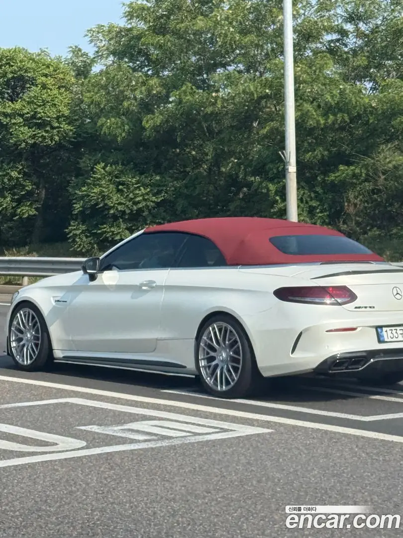 Main__Slider__Photo:C-Class Mercedes-Benz 2018.6-1
