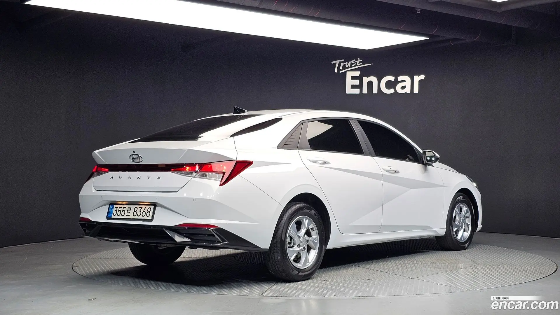 Main__Slider__Photo:AVANTE Hyundai 2022.0-1