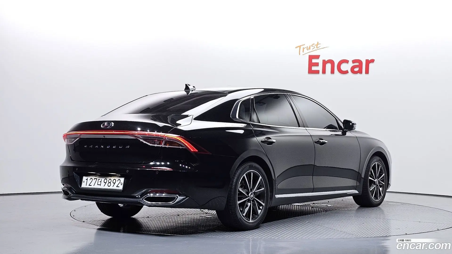 Main__Slider__Photo:Grandeur Hyundai 2020.2-1