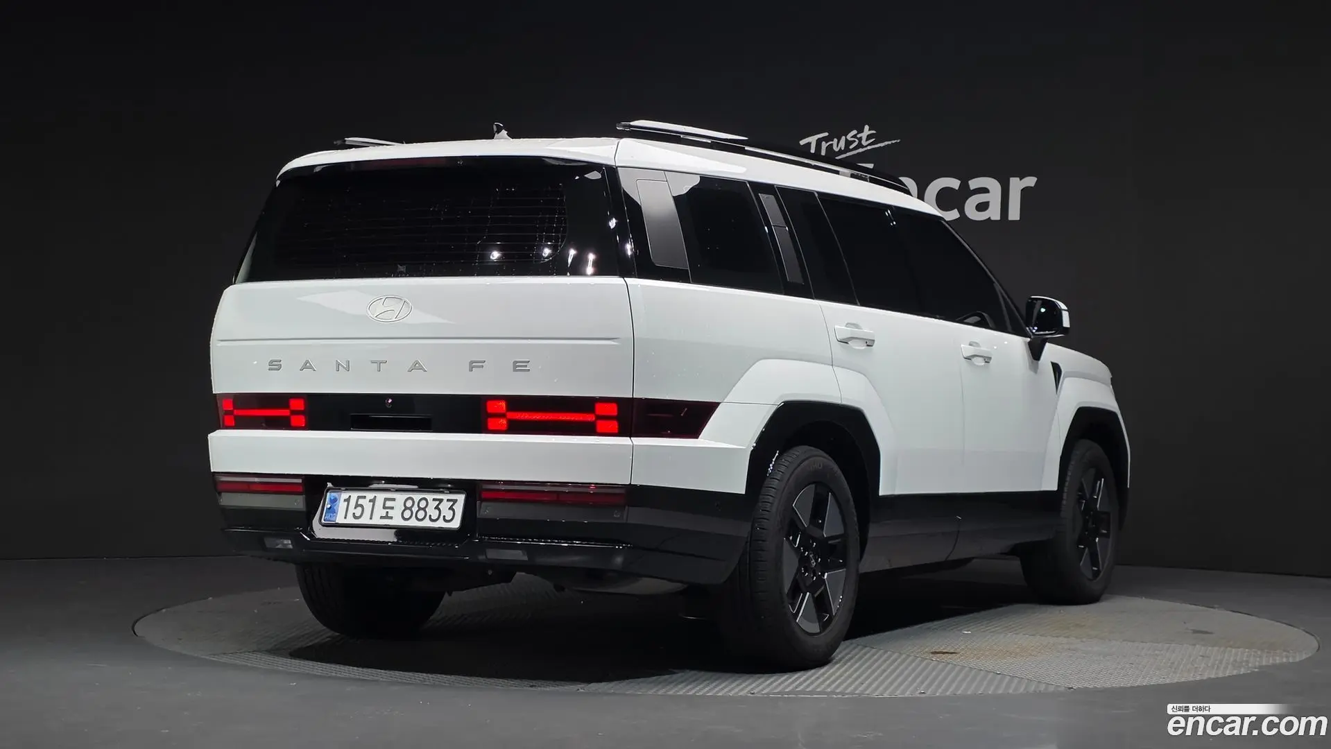 Main__Slider__Photo:Santafe Hyundai 2024.8-1