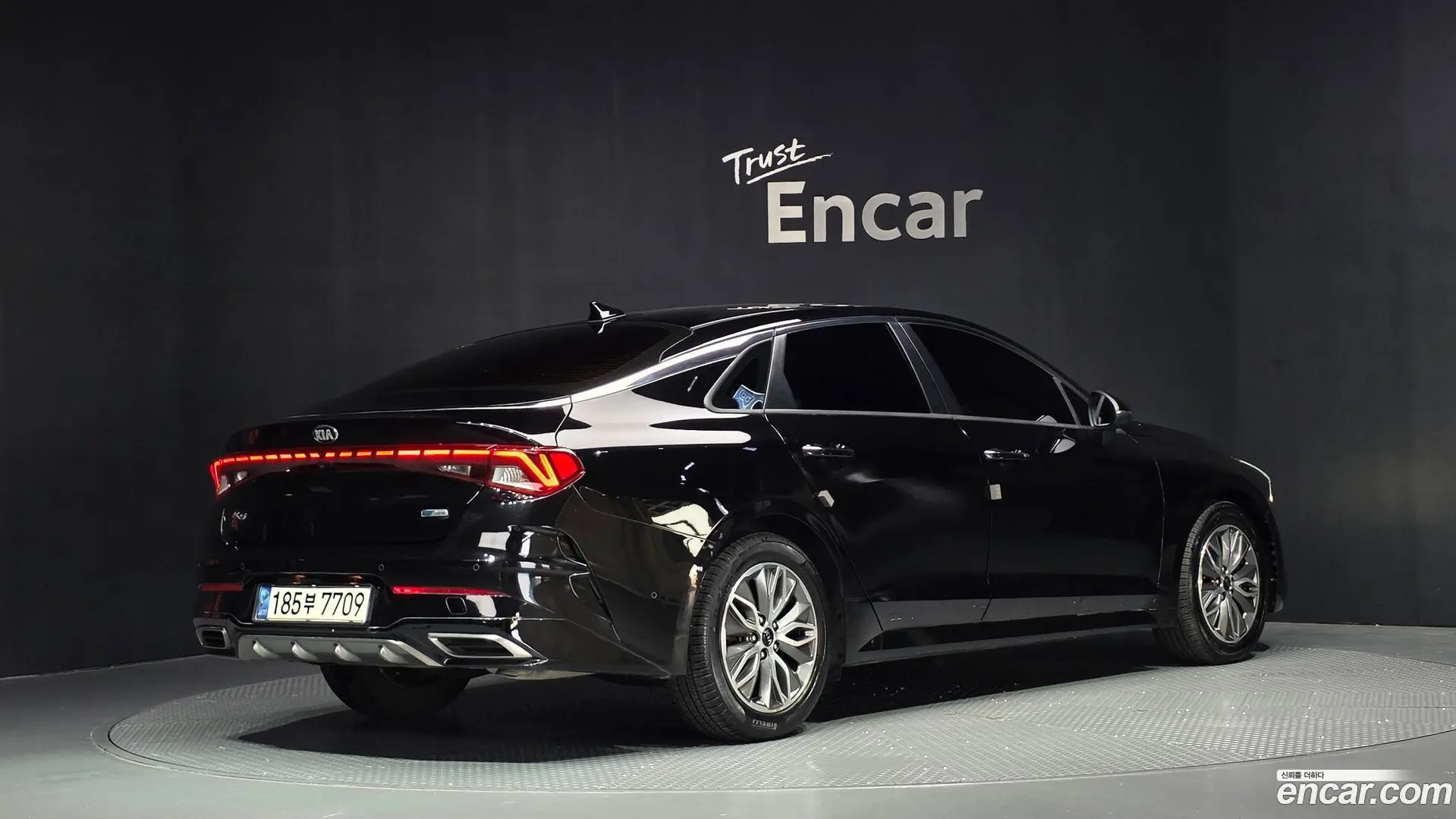 Main__Slider__Photo:K5 Kia 2020.11-1