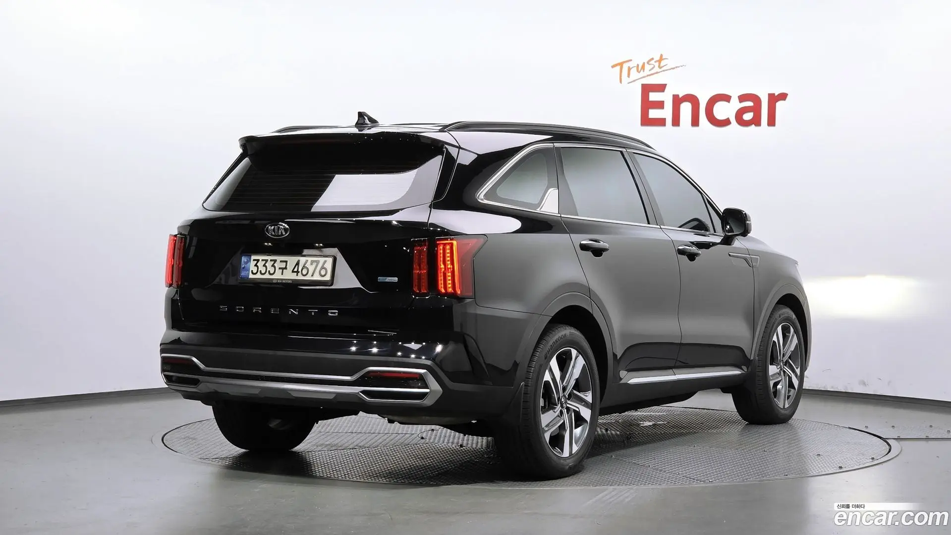 Main__Slider__Photo:Sorento Kia 2021.2-1