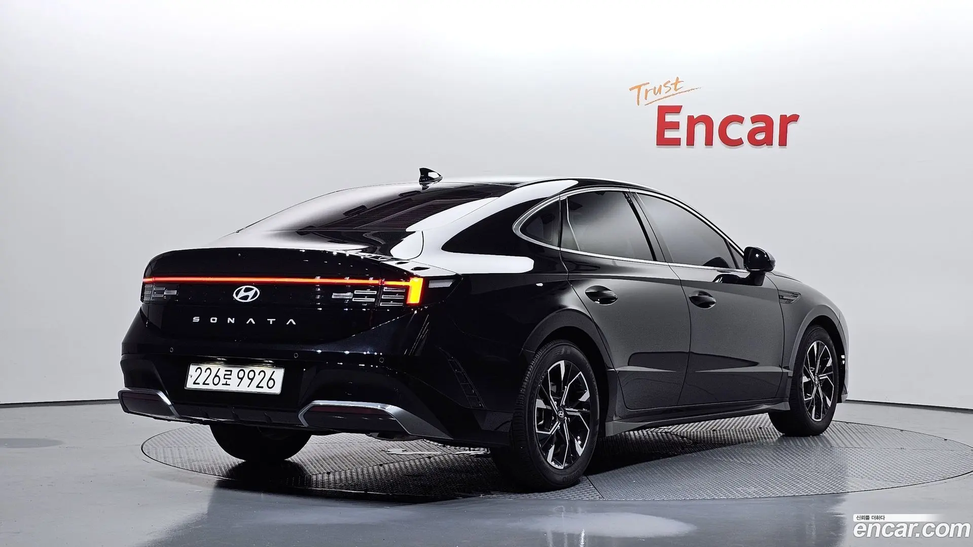 Main__Slider__Photo:Sonata Hyundai 2024.0-1