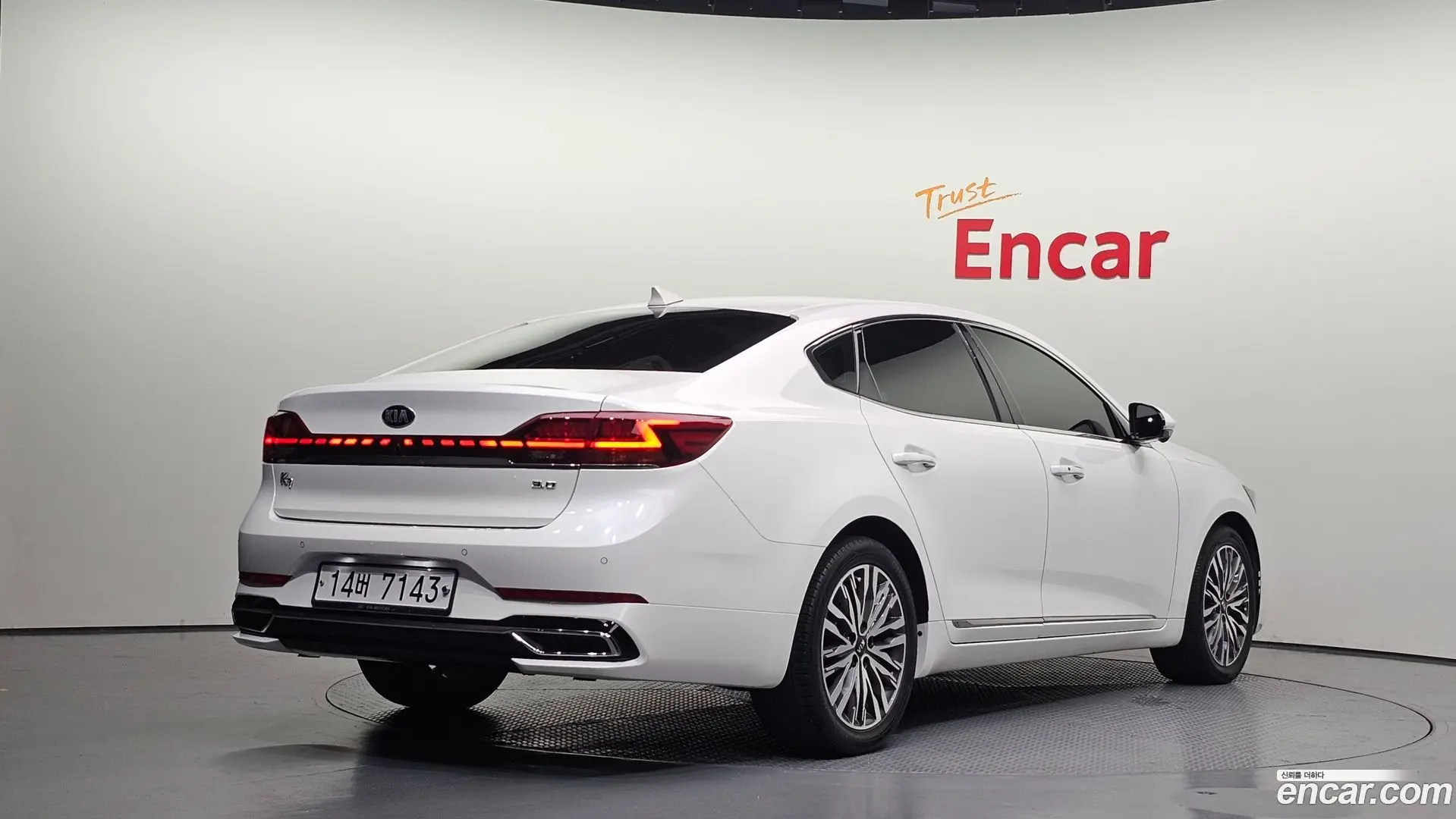 Main__Slider__Photo:K7 Kia 2019.7-1
