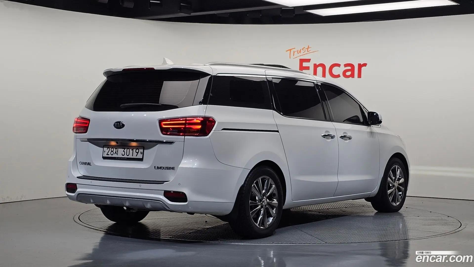 Main__Slider__Photo:Canival Kia 2018.4-1