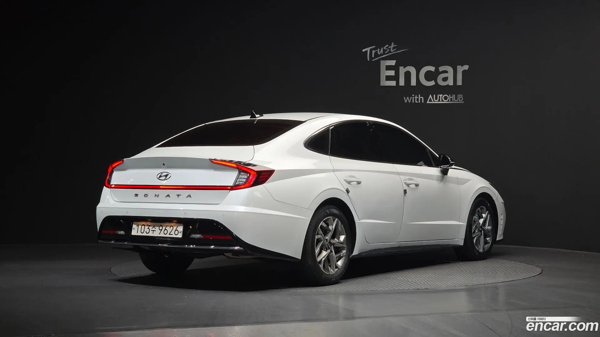 Main__Slider__Photo:Sonata Hyundai 2022.5-1