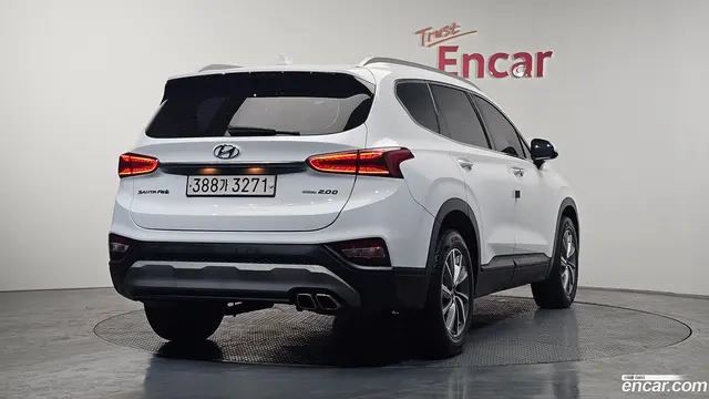 Main__Slider__Photo:Santafe Hyundai 2019.2-1