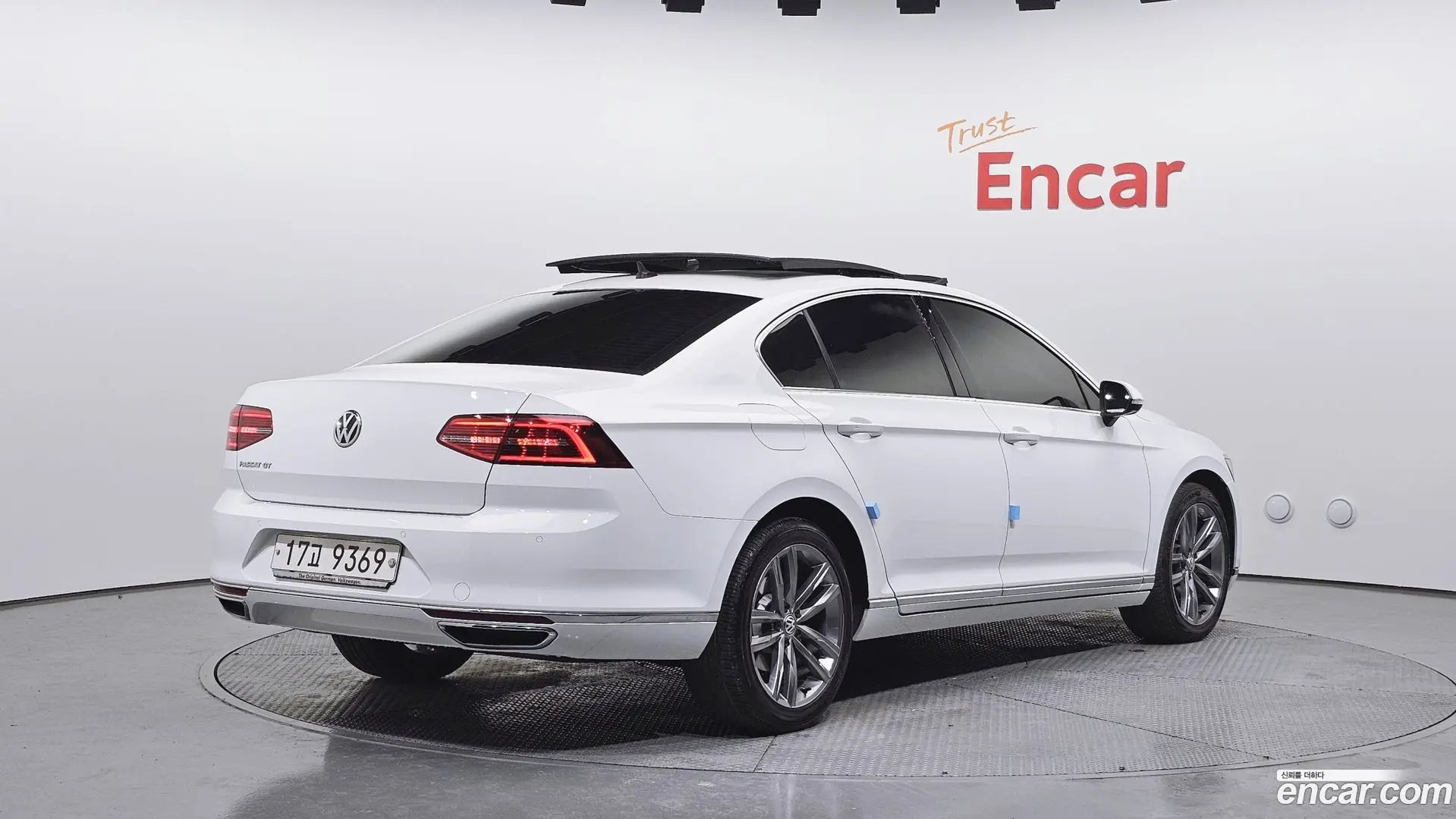Main__Slider__Photo:Passat Volkswagen 2018.3-1