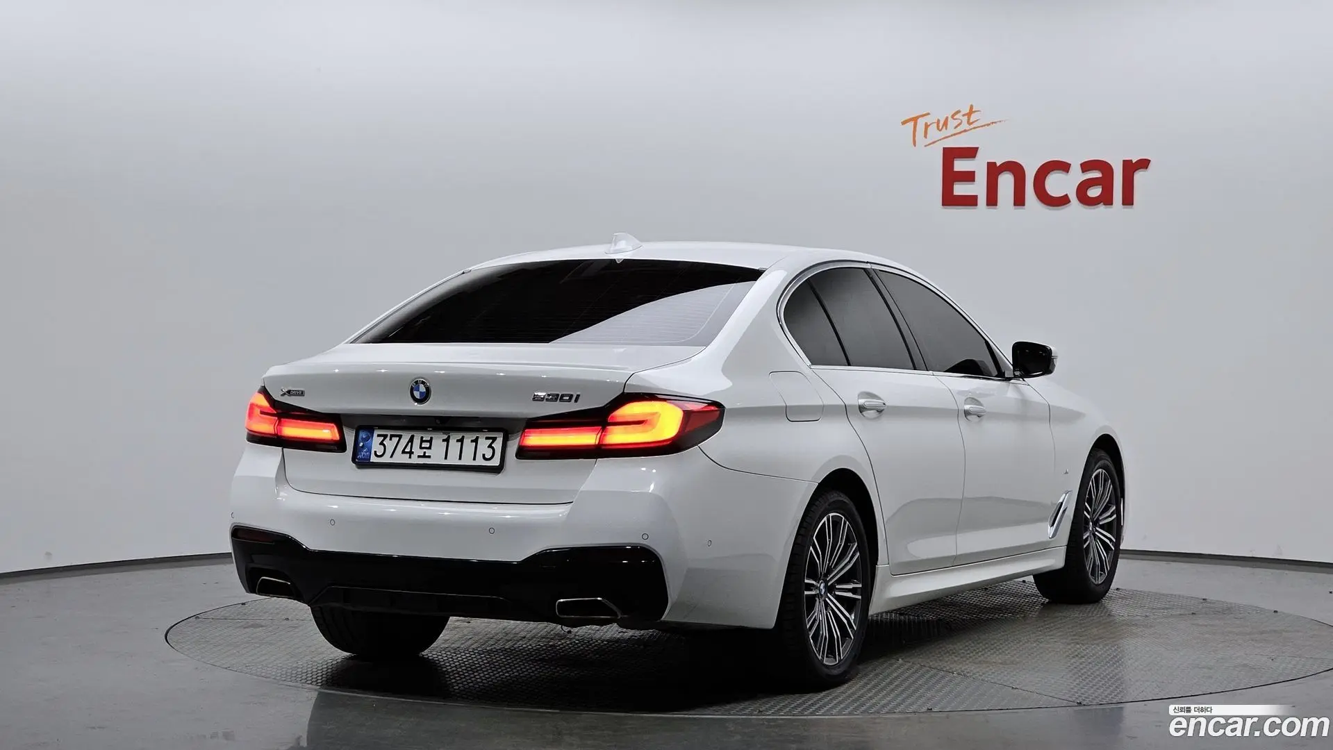 Main__Slider__Photo:5-Series BMW 2018.11-1
