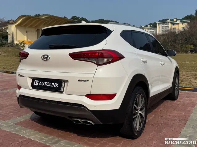 Main__Slider__Photo:Tucson Hyundai 2015.10-1
