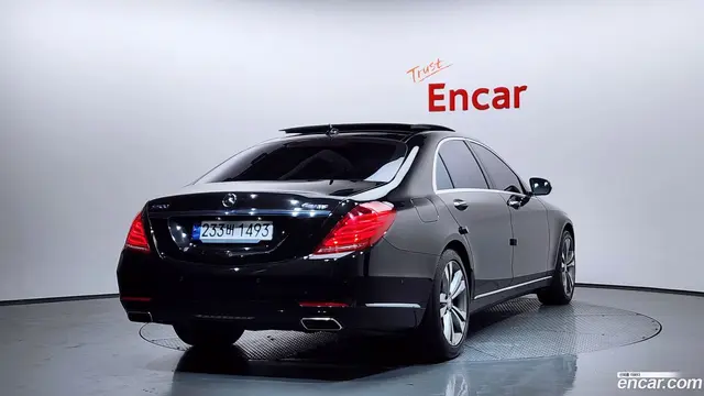 Main__Slider__Photo:S-Class Mercedes-Benz 2015.11-1