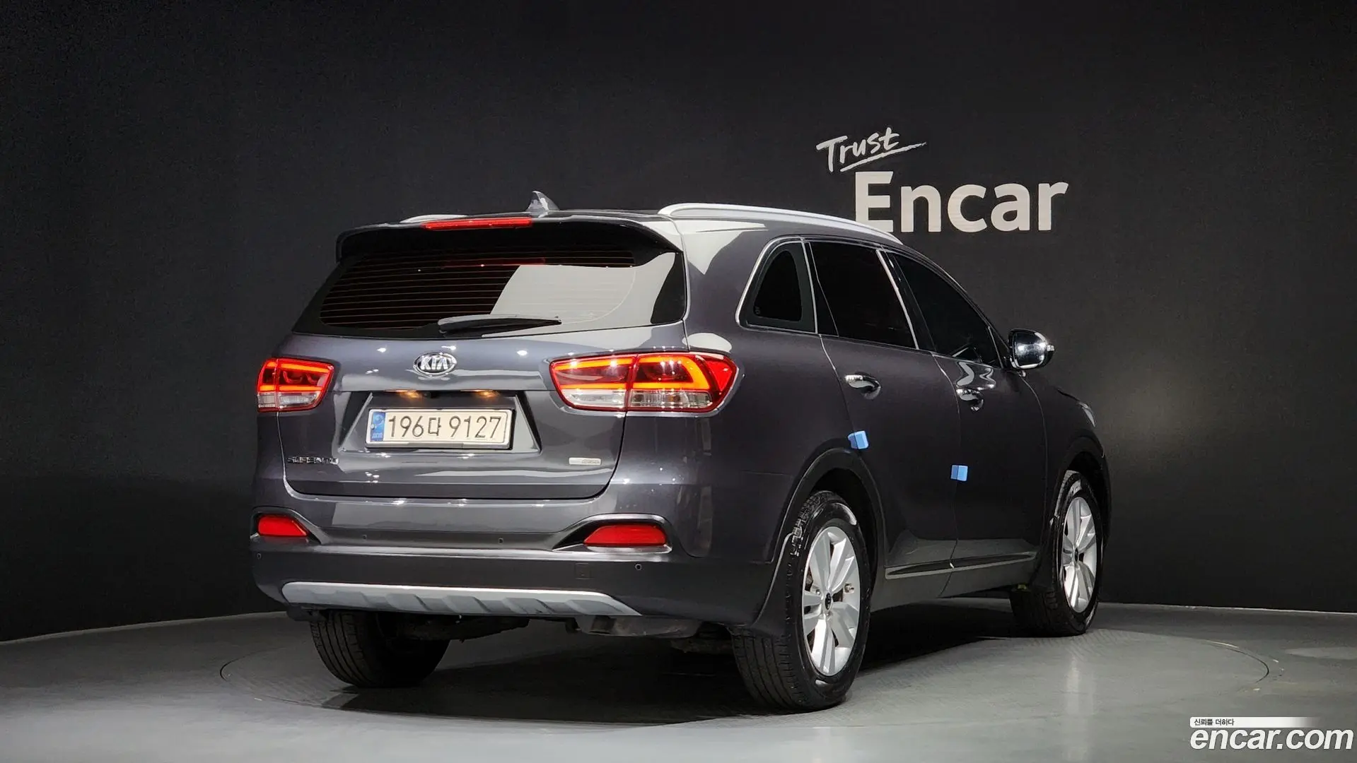 Main__Slider__Photo:Sorento Kia 2017.0-1