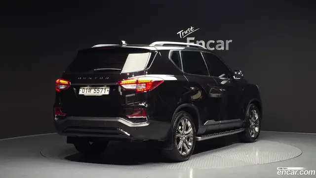 Main__Slider__Photo:Rexton KG Mobility 2017.5-1