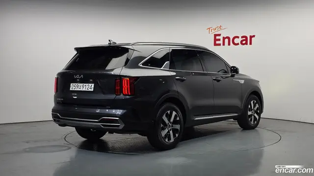 Main__Slider__Photo:Sorento Kia 2023.1-1