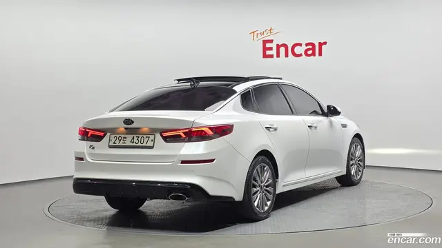 Main__Slider__Photo:K5 Kia 2018.0-1