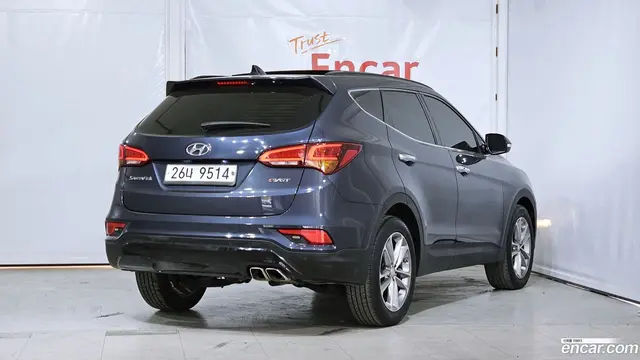 Main__Slider__Photo:Santafe Hyundai 2015.5-1